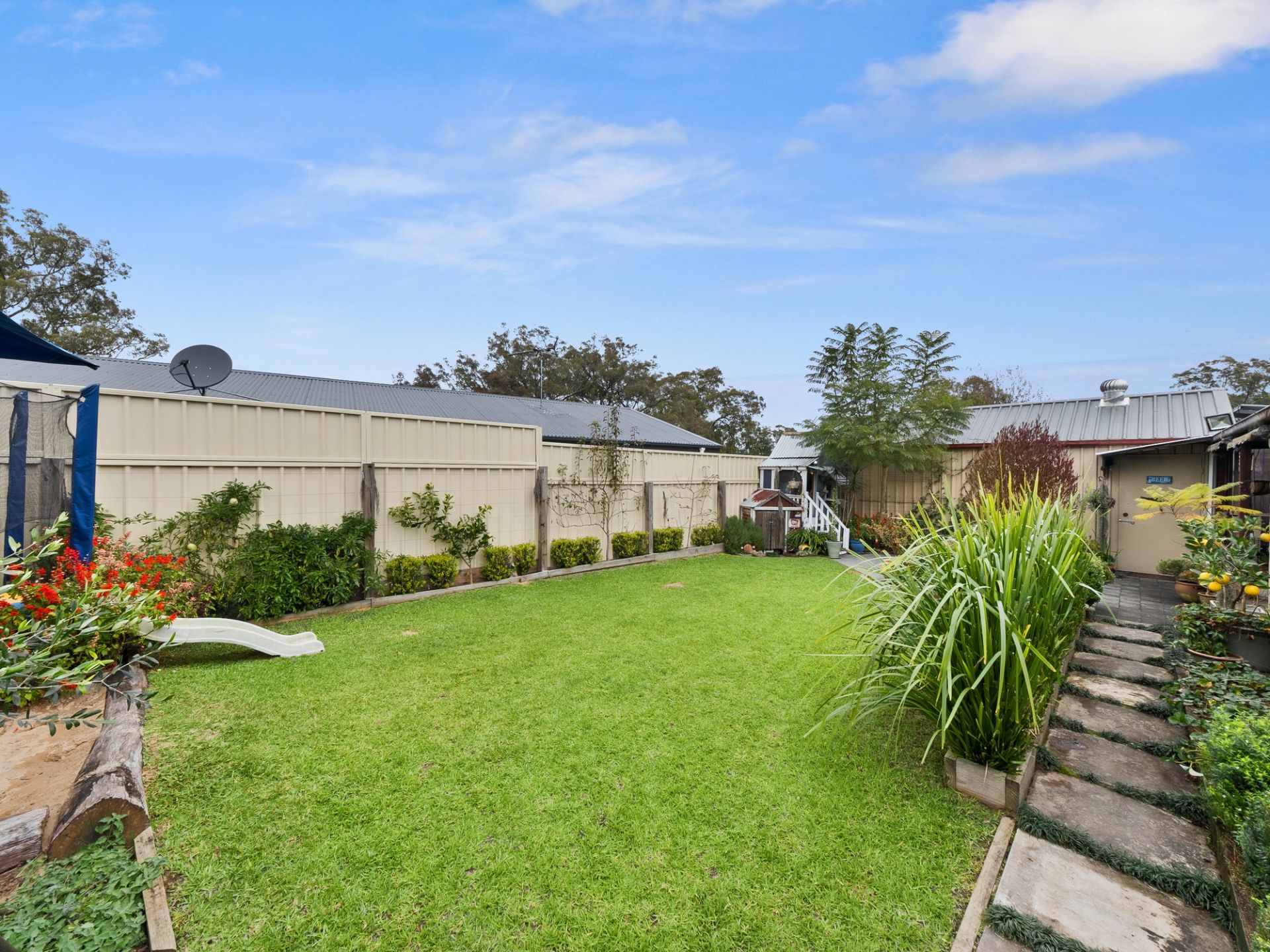 Real Estate For Lease 18 Mitchell Drive Glossodia , NSW