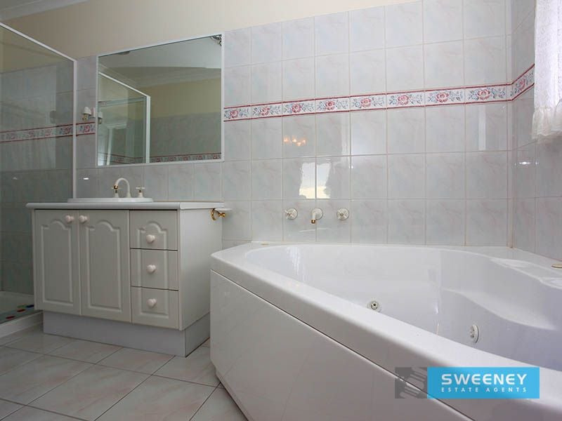 13 Selwood Place, Altona Meadows - Thumbnail 7