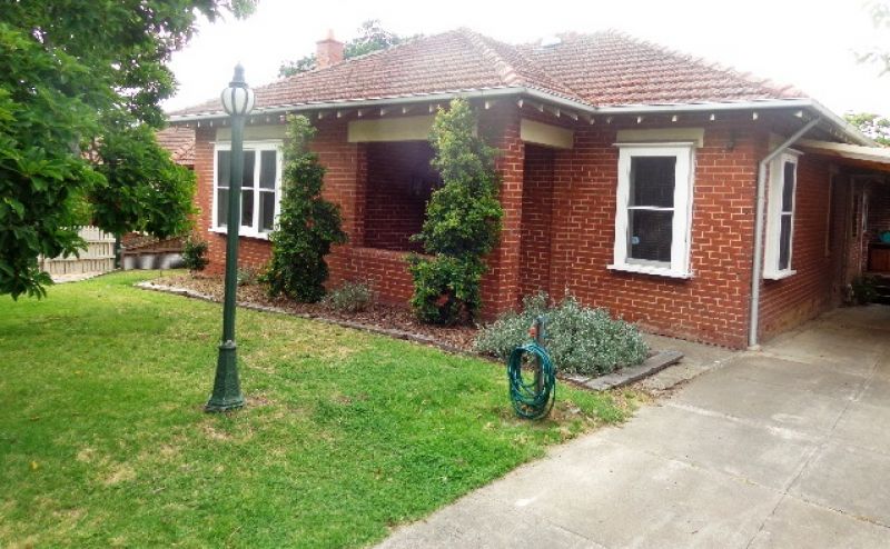 8 Clauscen Street, Heidelberg Heights