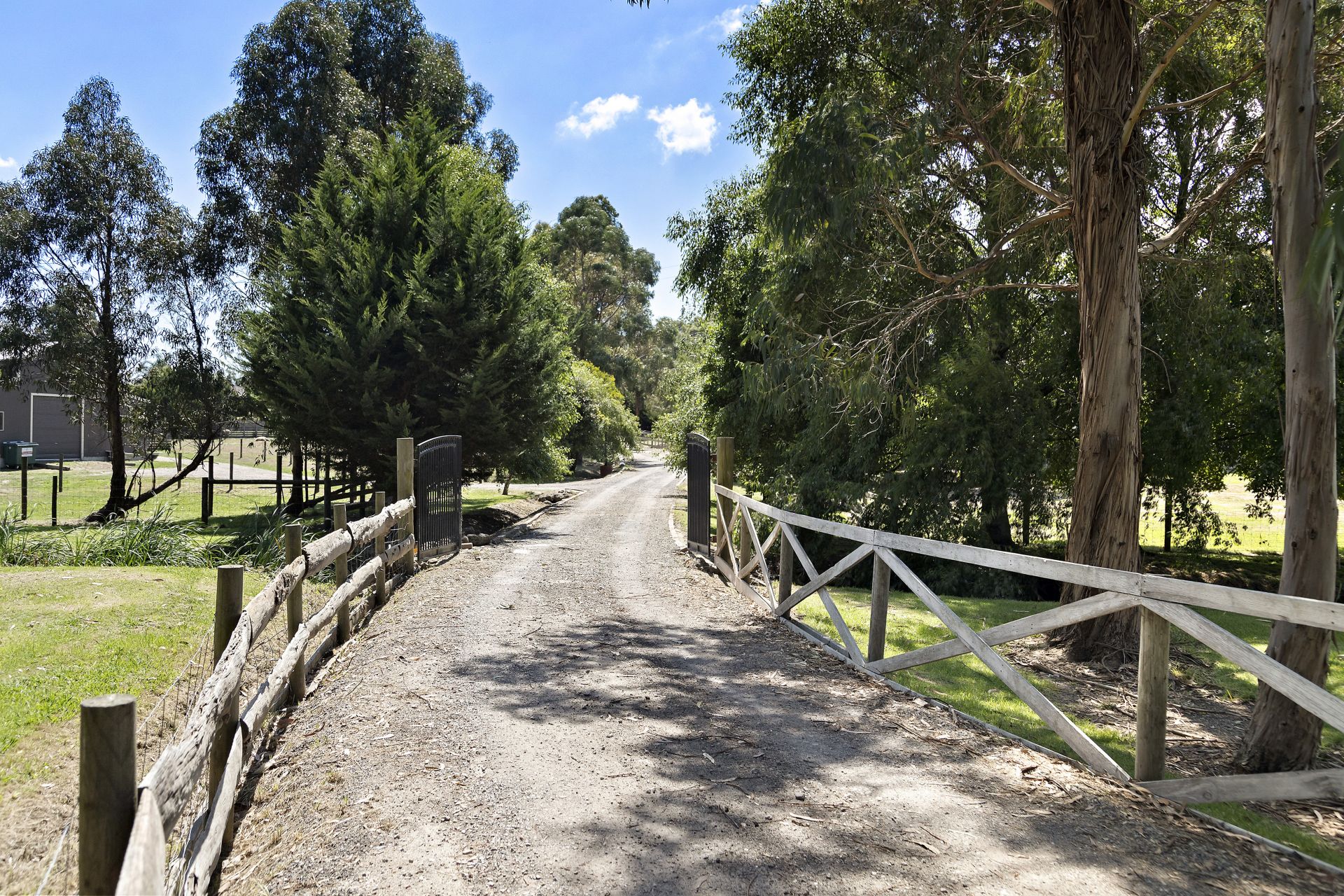 Real Estate For Sale 74 Grant Road Somerville , VIC