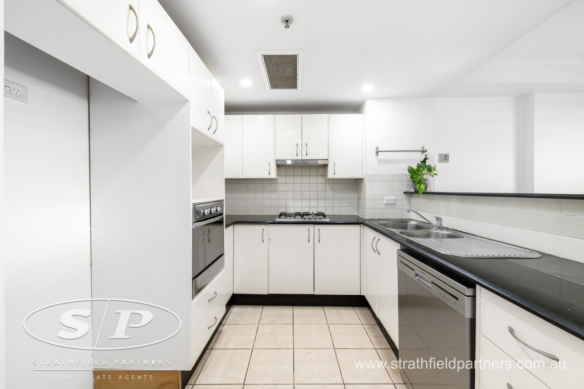 605/7-9 Churchill Avenue, Strathfield, Strathfield - Thumbnail 4