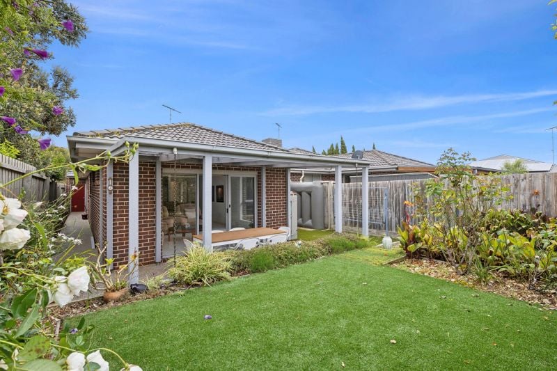 1/24 Holburn Rise, Ocean Grove VIC 3226