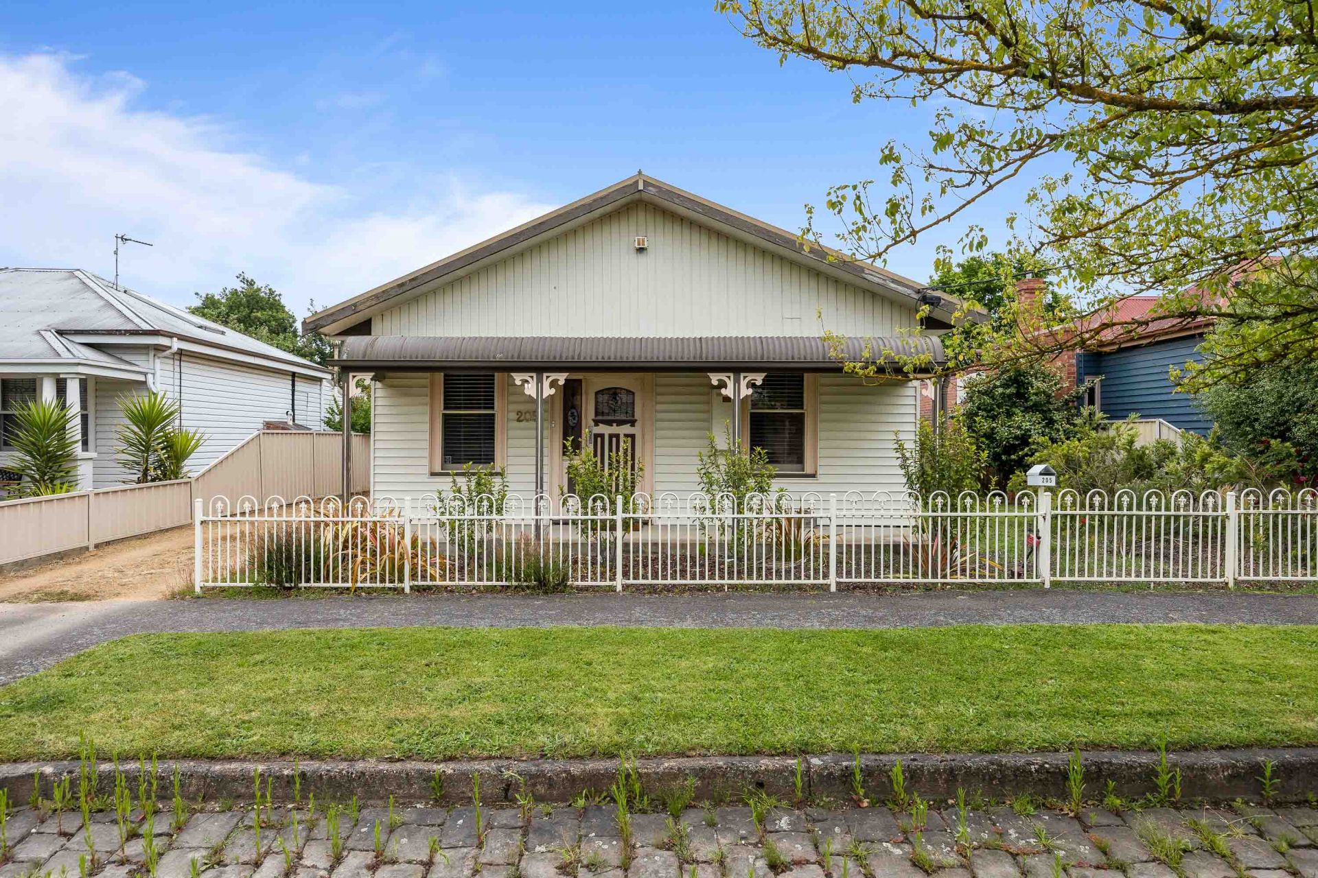 205 Clyde Street Soldiers Hill VIC, Soldiers Hill - Thumbnail 2