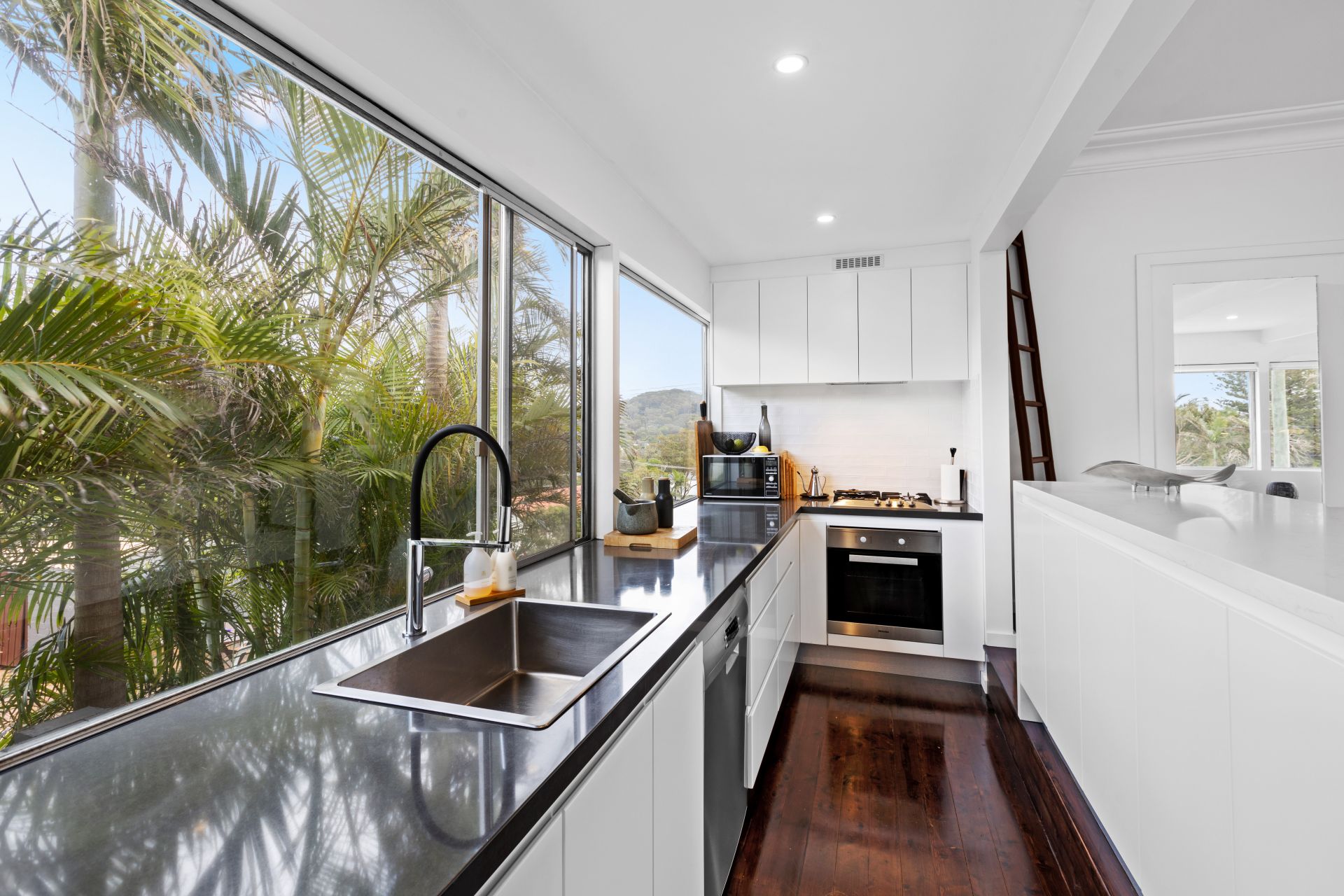24 Watkins Road Avalon Beach NSW, Avalon Beach - Thumbnail 7