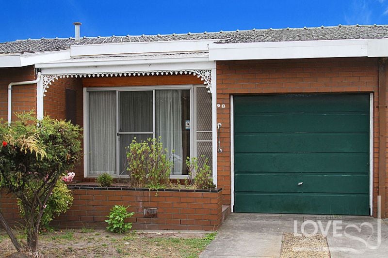 98 Edwardes Street, Reservoir