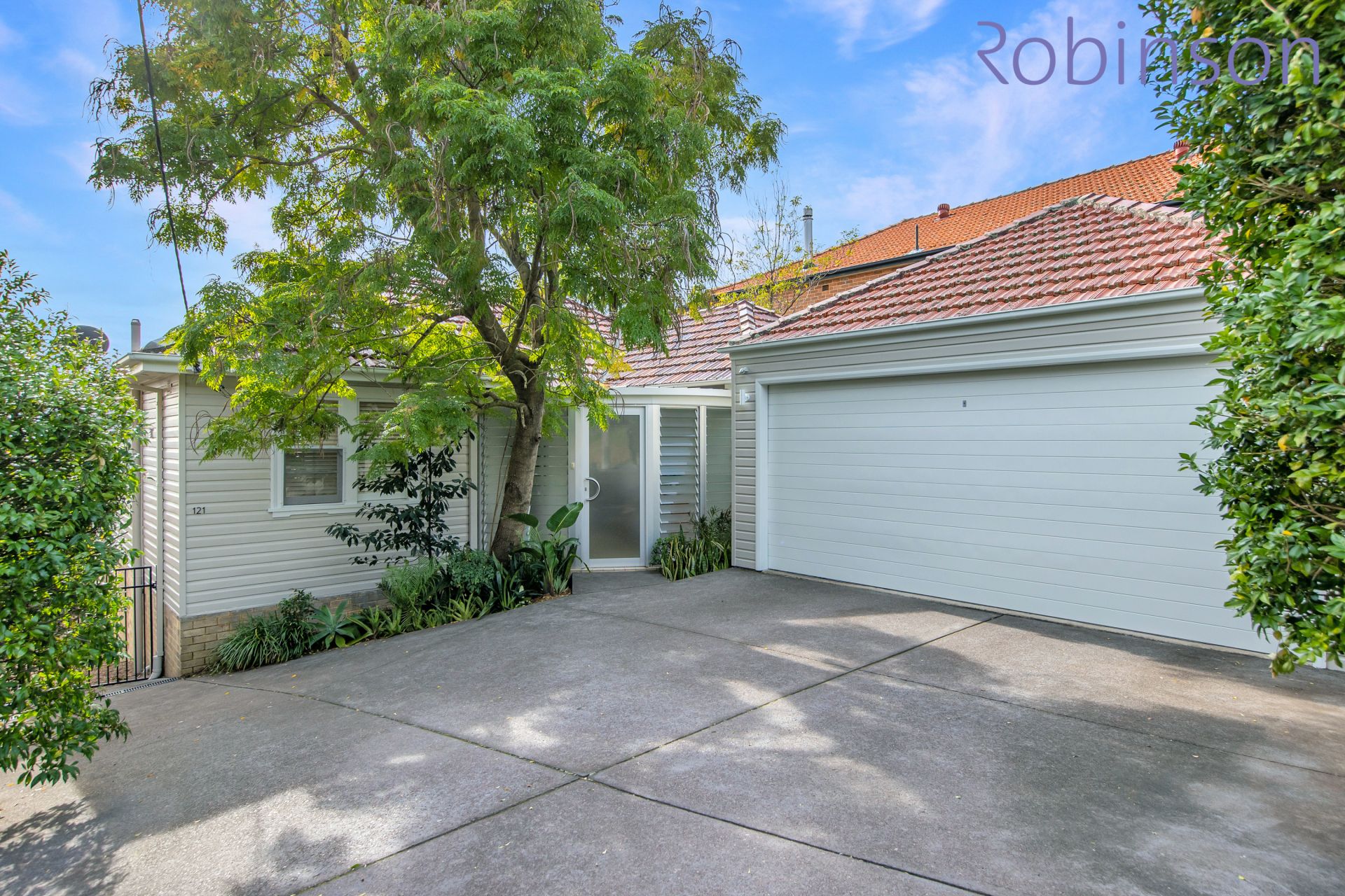 121 Street, Merewether Robinson Property