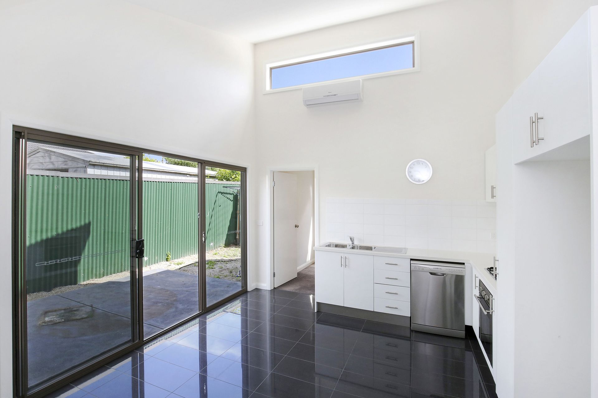 SUMMERHILL DELIGHT