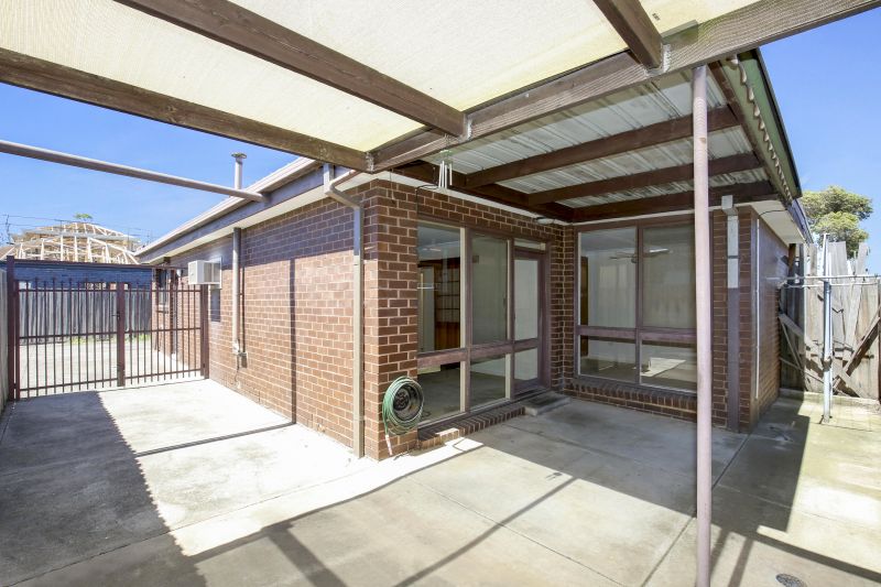 4/21 Lock Street, Fawkner