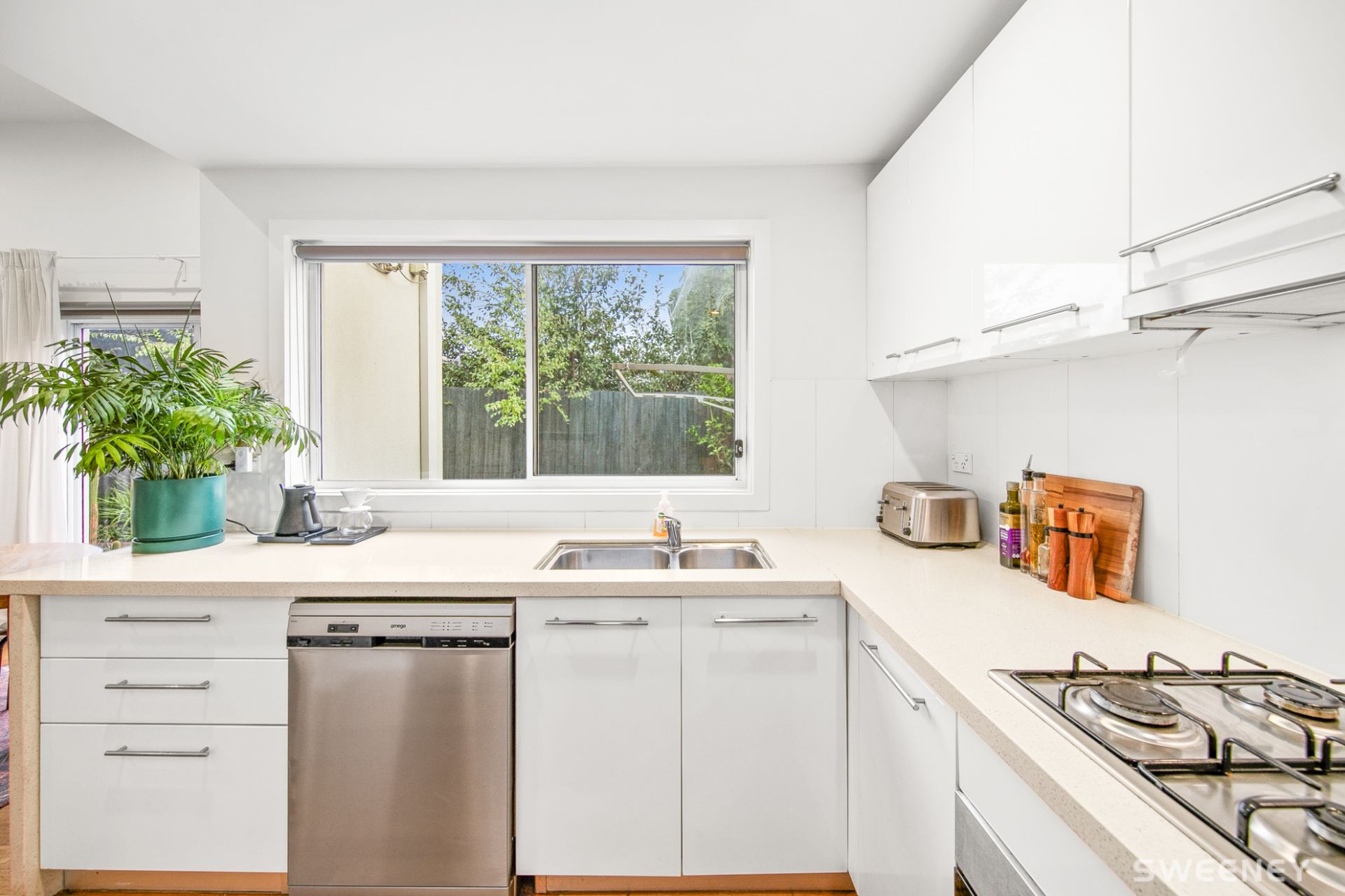 7/9-11 Kyle Road, Altona North - Thumbnail 4