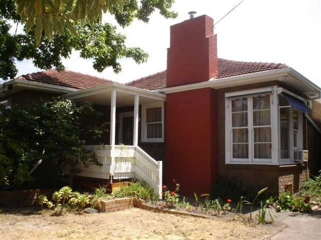 Right in the Heart of Rosanna, Located in the Viewbank College School & Primary zone