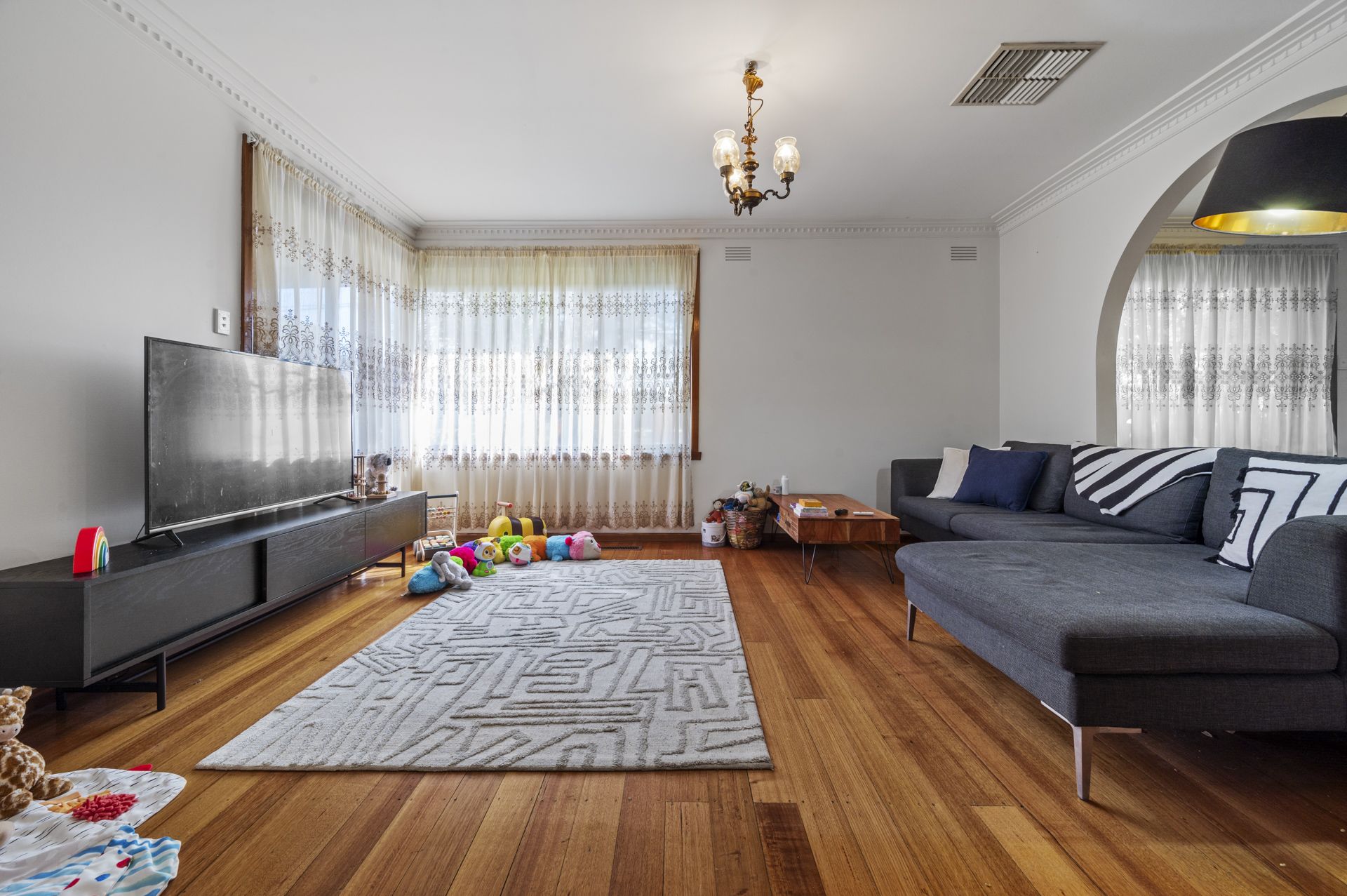 Spacious 3 Bedroom Family Home