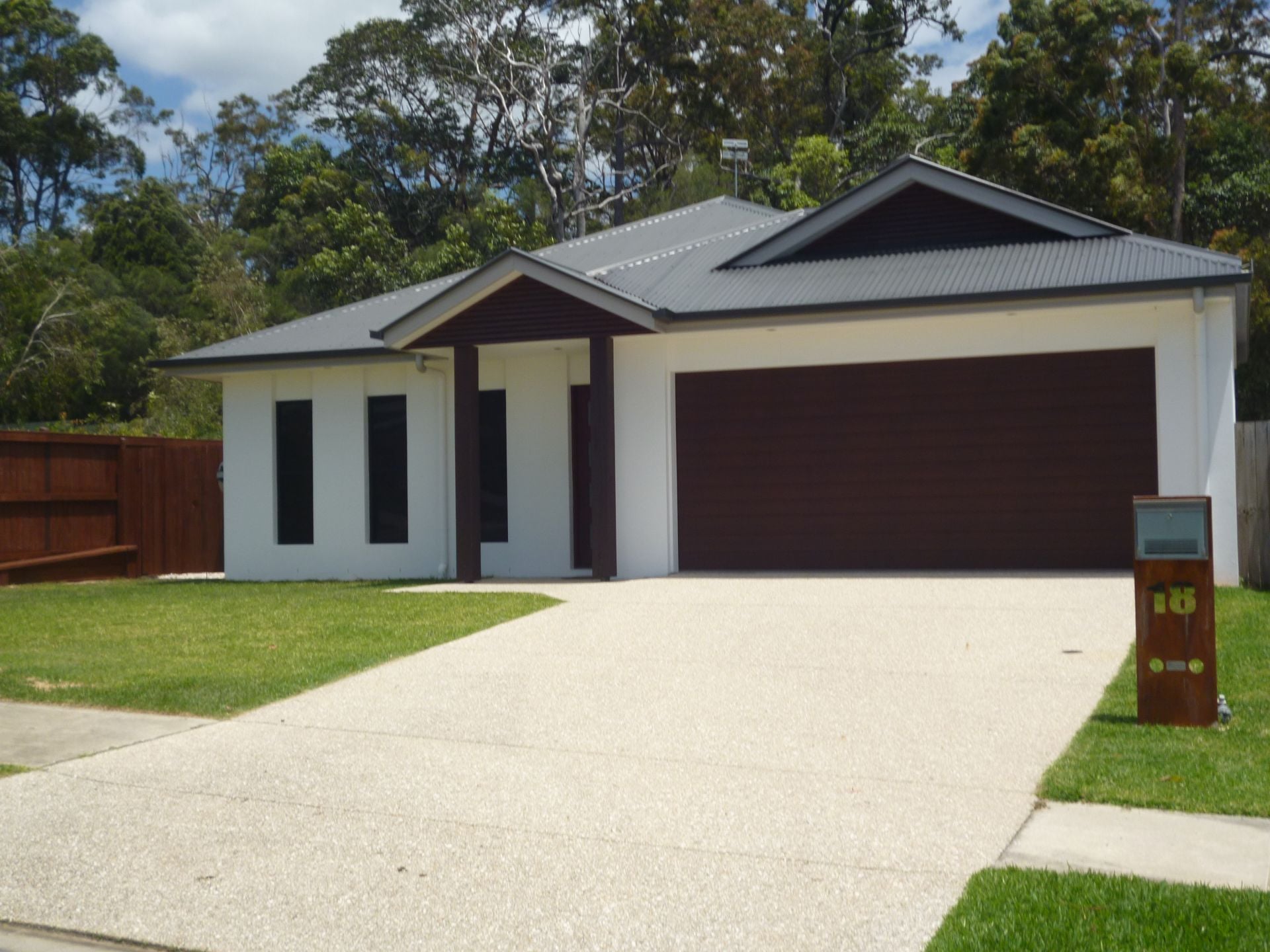 18 Quinine Crescent Mountain Creek QLD, Mountain Creek - Thumbnail 2