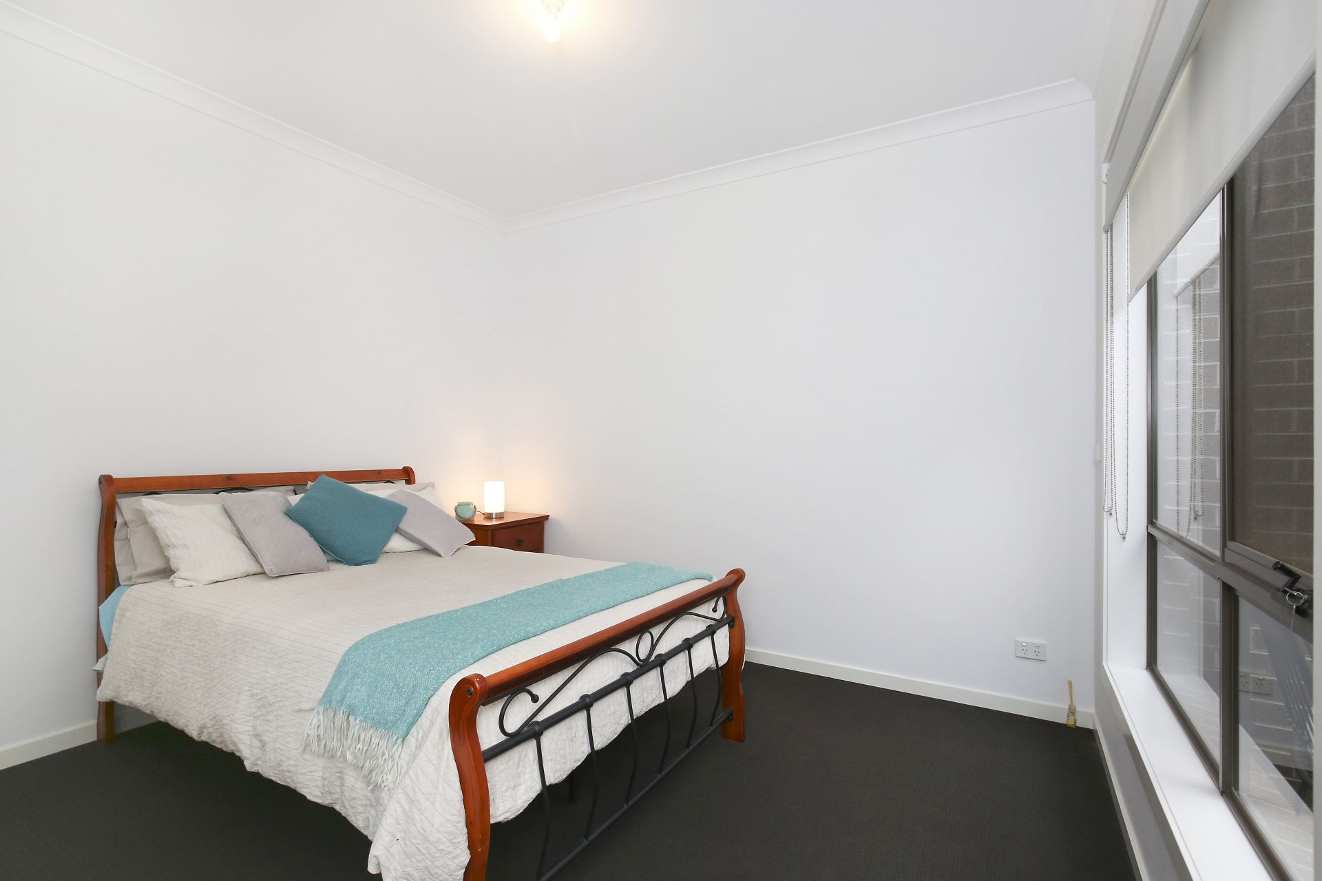 EASING LIVING, ENTICING LOCATION