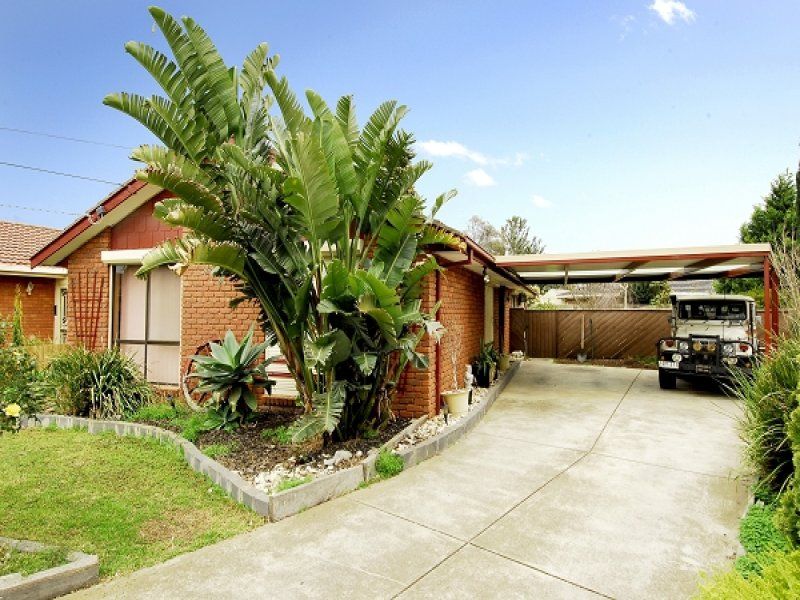 7 Uren Court, Altona Meadows - Thumbnail 2