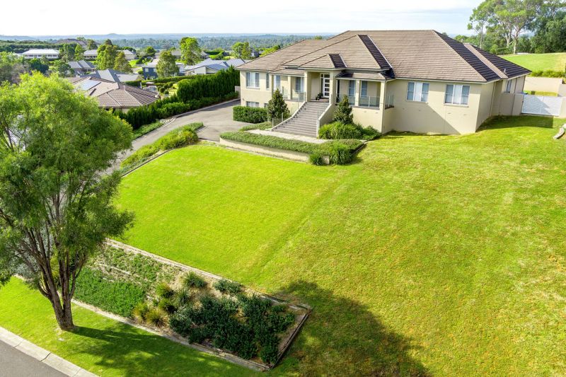 Real Estate For Sale 10 Harben Vale Circuit Grasmere , NSW