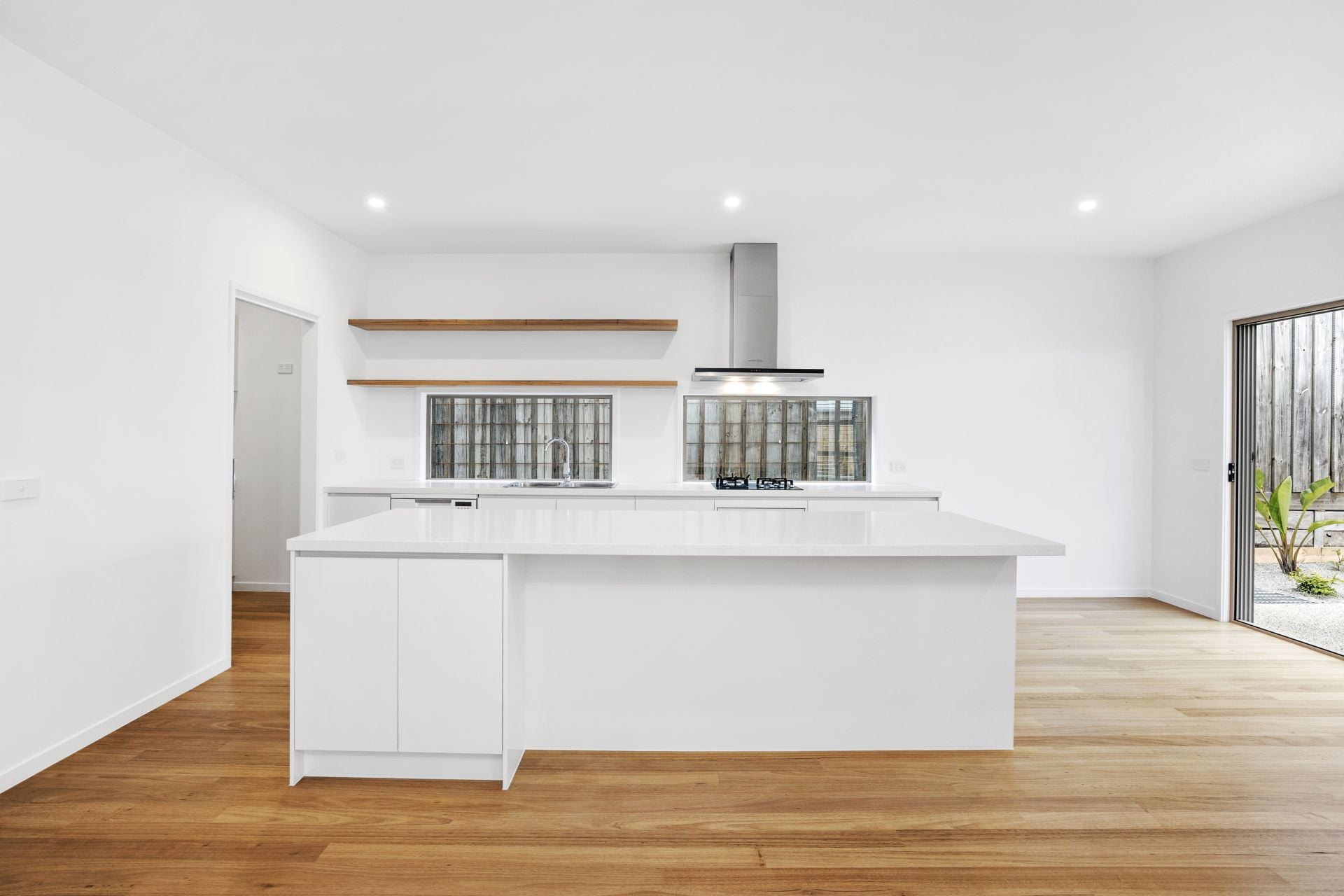 65 Central Avenue, Torquay - Thumbnail 4