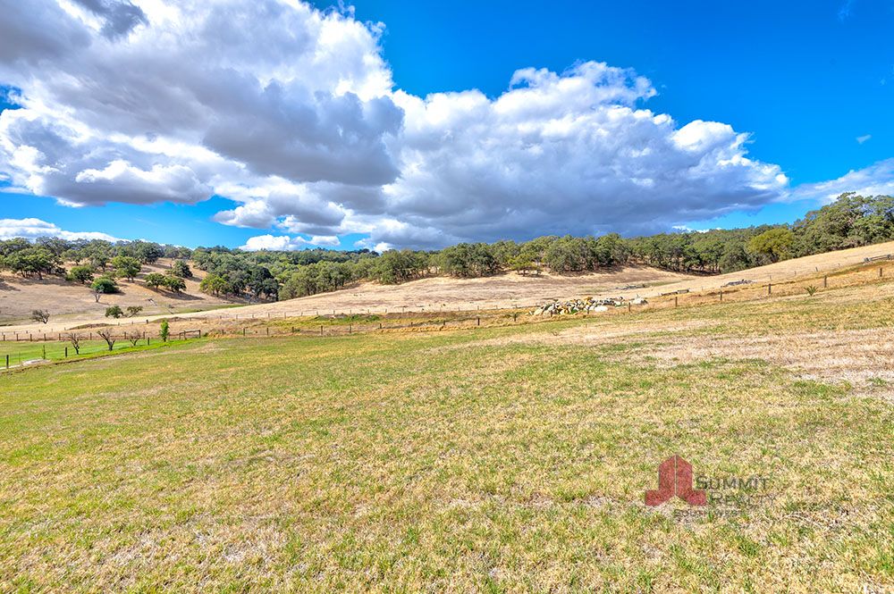 Real Estate For Sale 114 Livingstone Heights Roelands , WA