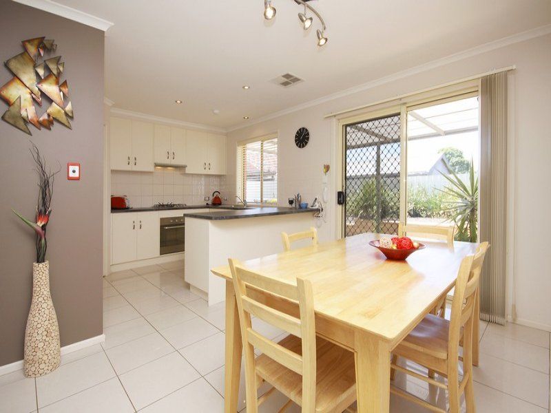 54 Lily St Blair Athol 5084