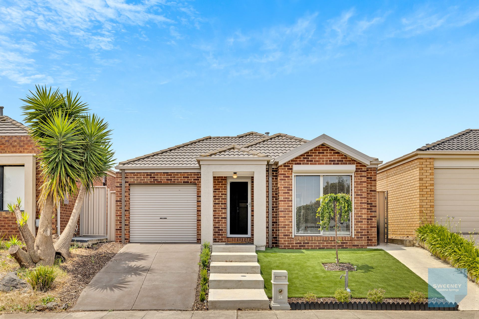 34 Hascombe Drive, Caroline Springs - Thumbnail 2
