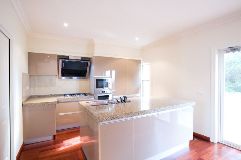 2/15 Ross Street, Bacchus Marsh - Thumbnail 3