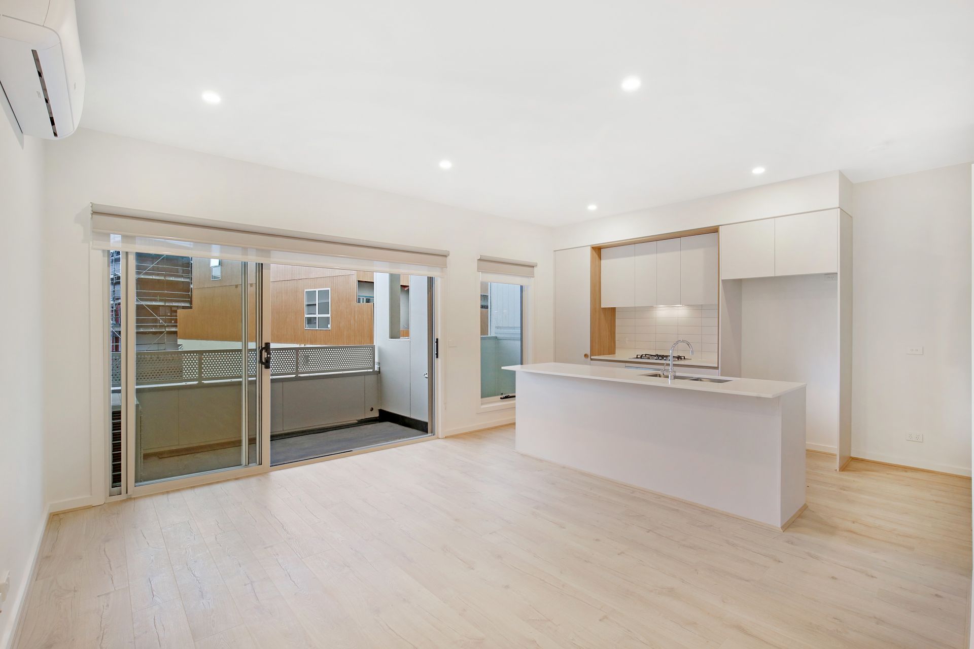 AS NEW TOWNHOUSE!