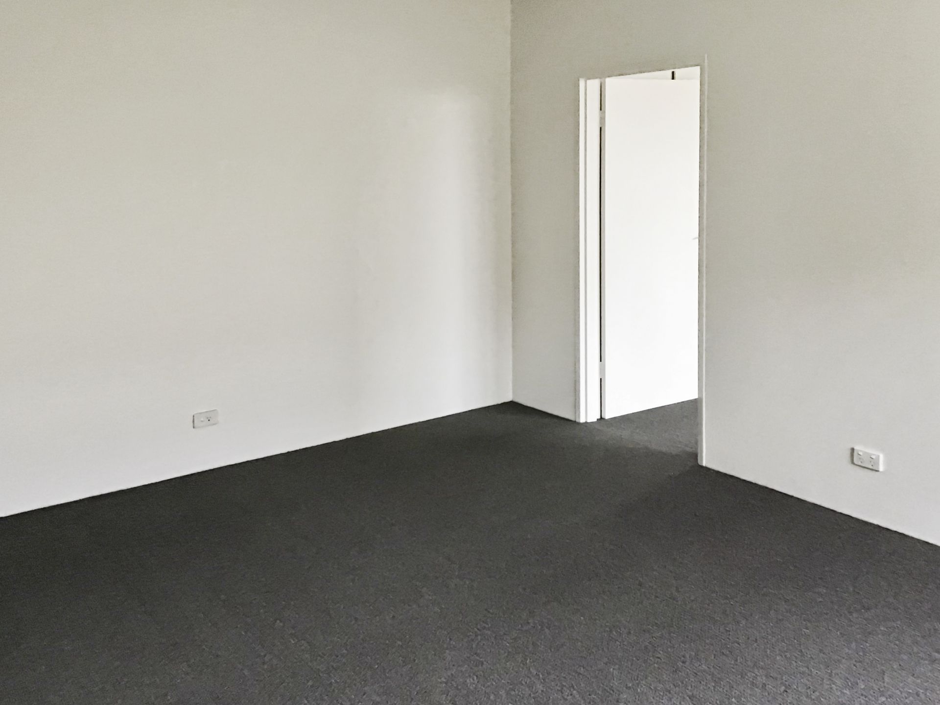 Neat And Tidy One Bedroom Apartment