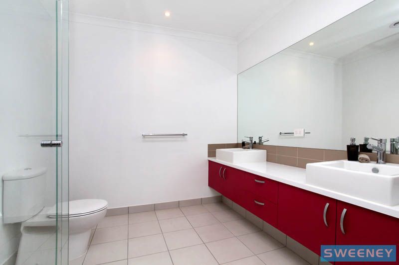 44 Broadway, Caroline Springs - Thumbnail 8