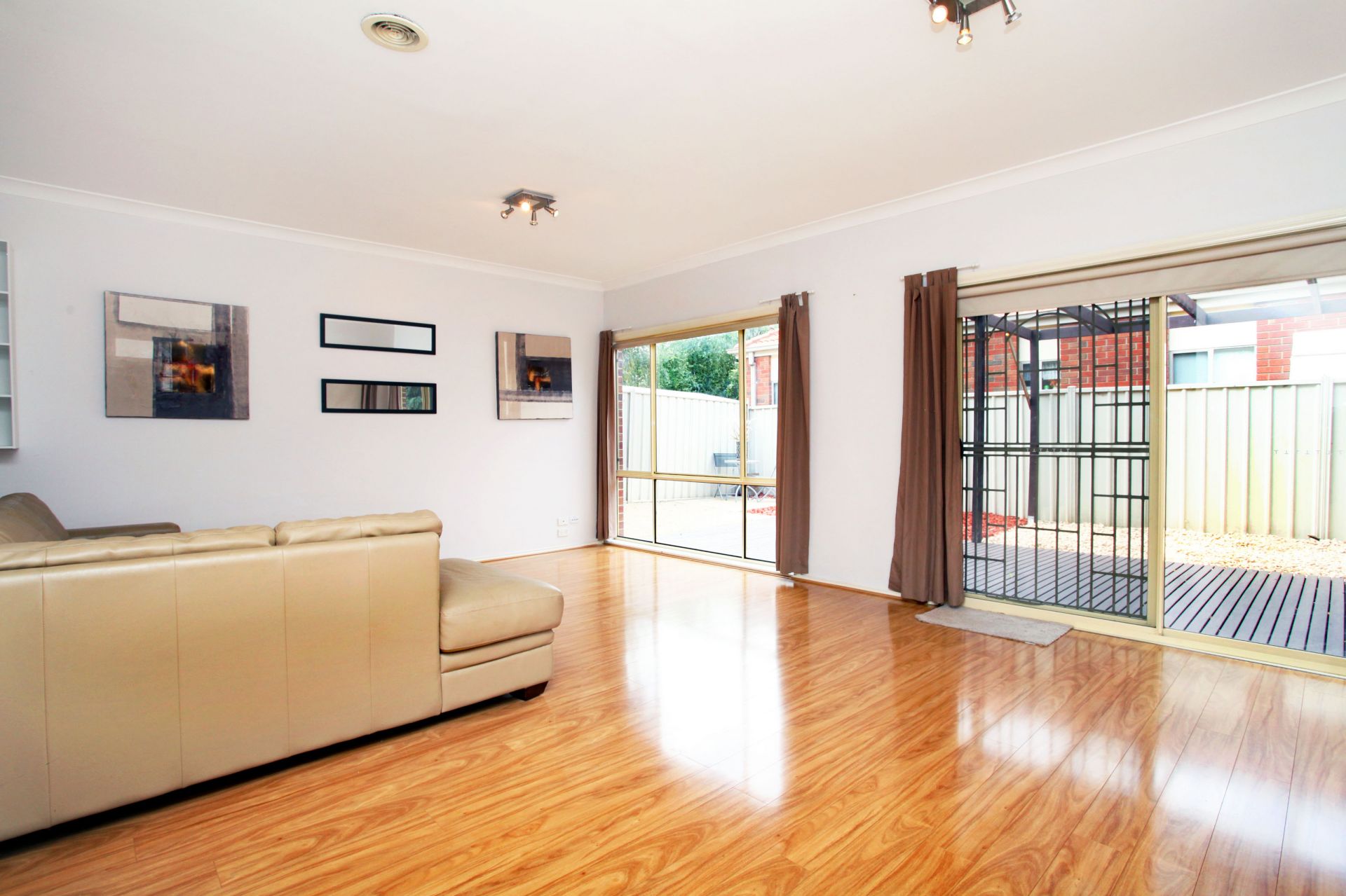 4 Jones Place, Caroline Springs - Thumbnail 5