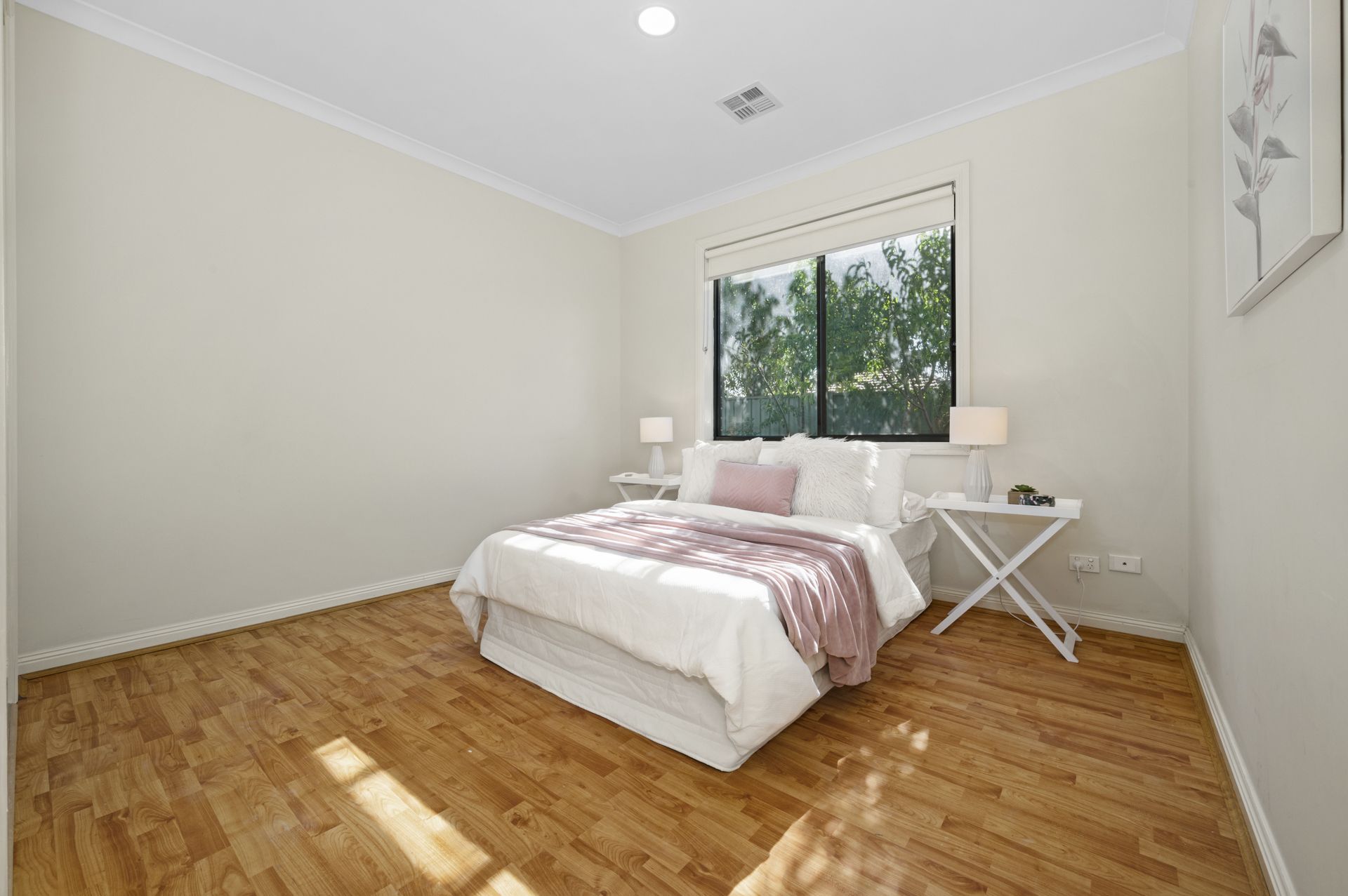 BOUTIQUE 5 BEDROOM FAMILY HOME