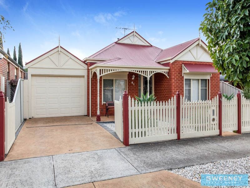 65 Grampians Way, Caroline Springs - Thumbnail 2