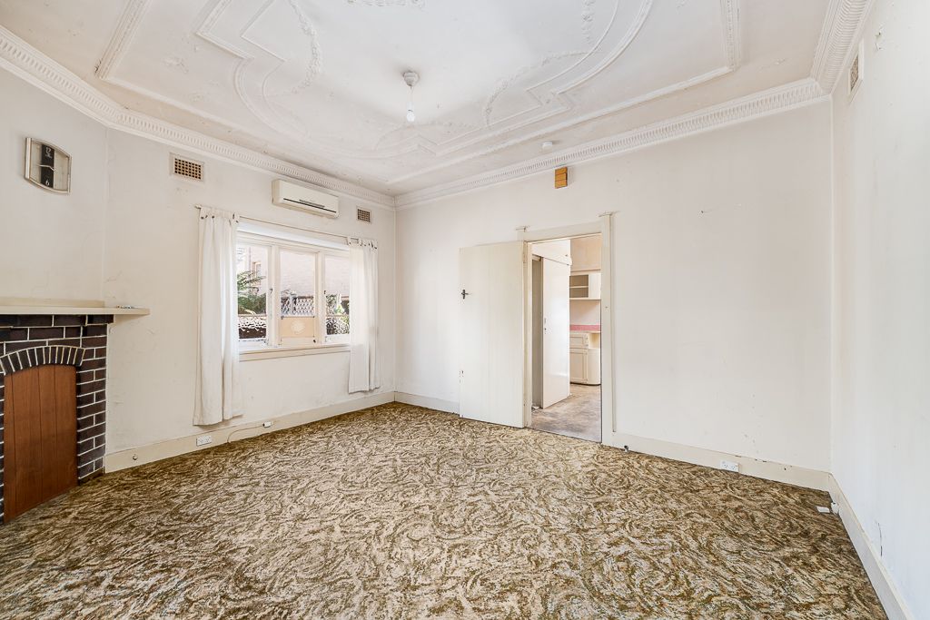 SOLD - Freestanding Home, Prime Location, Pure Potential