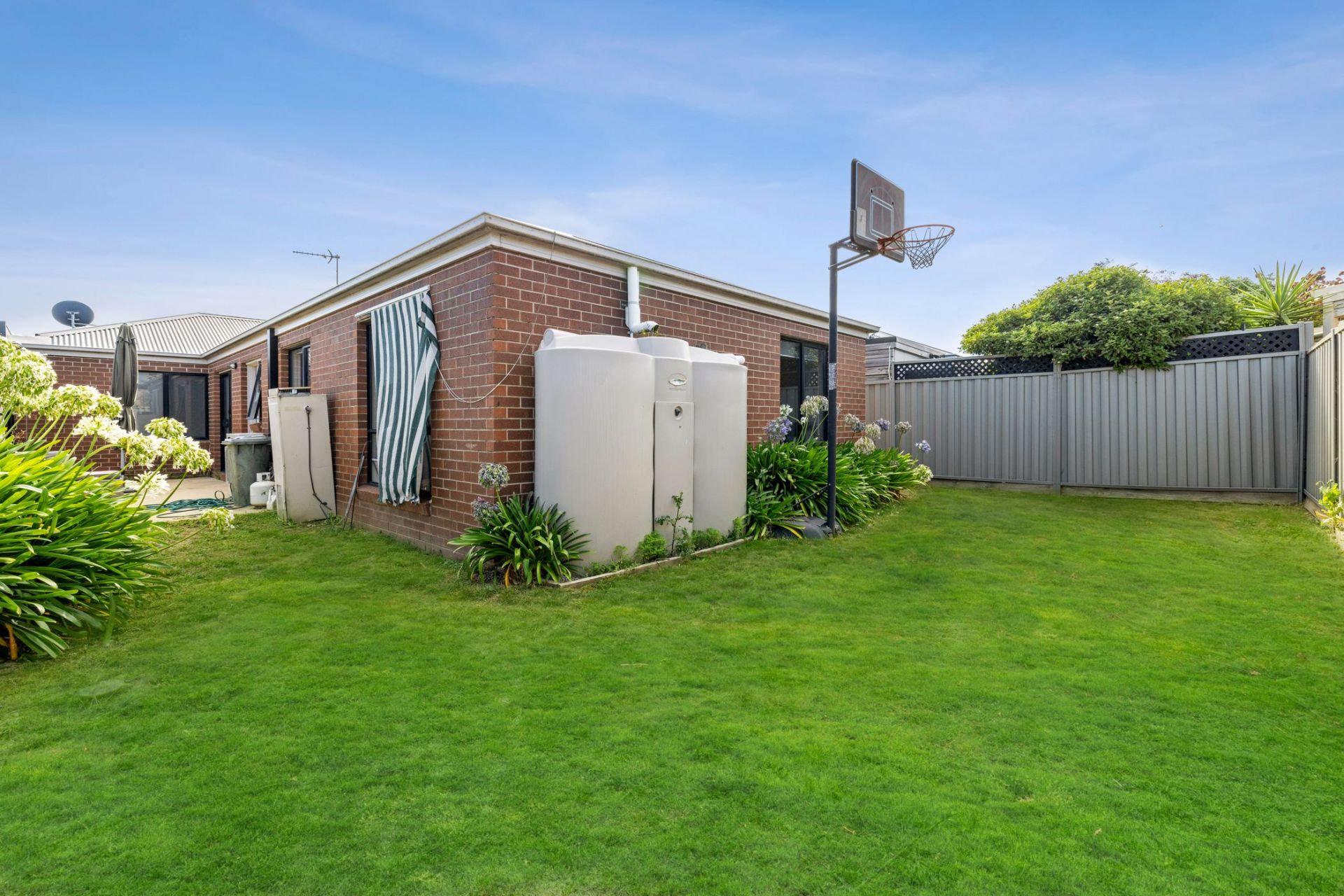 15 Ashwood Gardens, Mitchell Park Ballarat Real Estate Pty Ltd