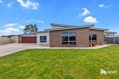4
 
 
 
  
 
 
 2
 
 
 
  
 
 
 2
 
 
 
 
 
 
 
 10 Freda Court, Latrobe TAS 7307, Latrobe - Thumbnail 2