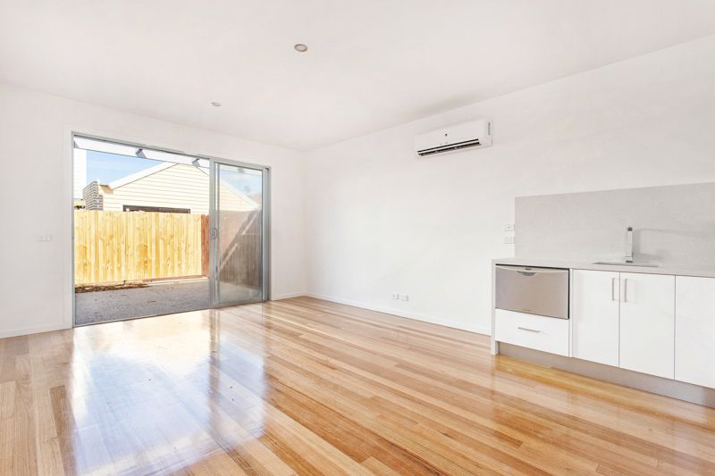 4/33 Goulburn Street, Yarraville - Thumbnail 5