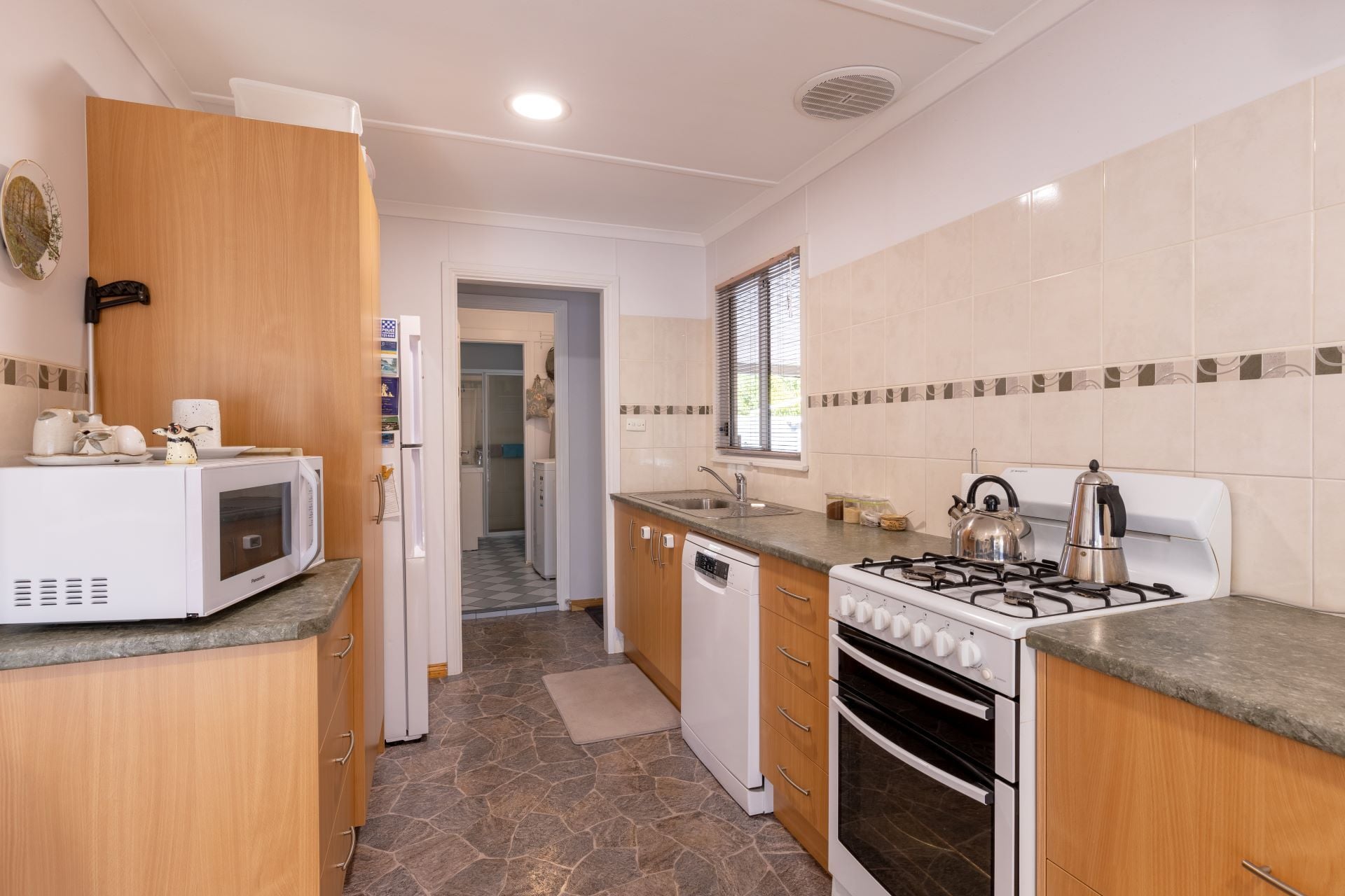 11 Spencer Highway Port Broughton SA, Port Broughton - Thumbnail 7