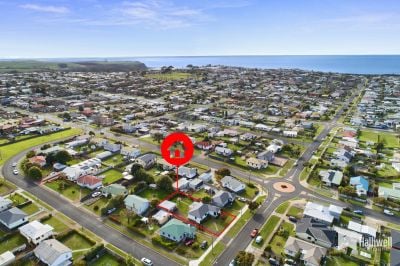3
 
 
 
  
 
 
 1
 
 
 
  
 
 
 2
 
 
 
 
 
 
 
 53 Ronald Street, Devonport TAS 7310, Devonport - Thumbnail 2