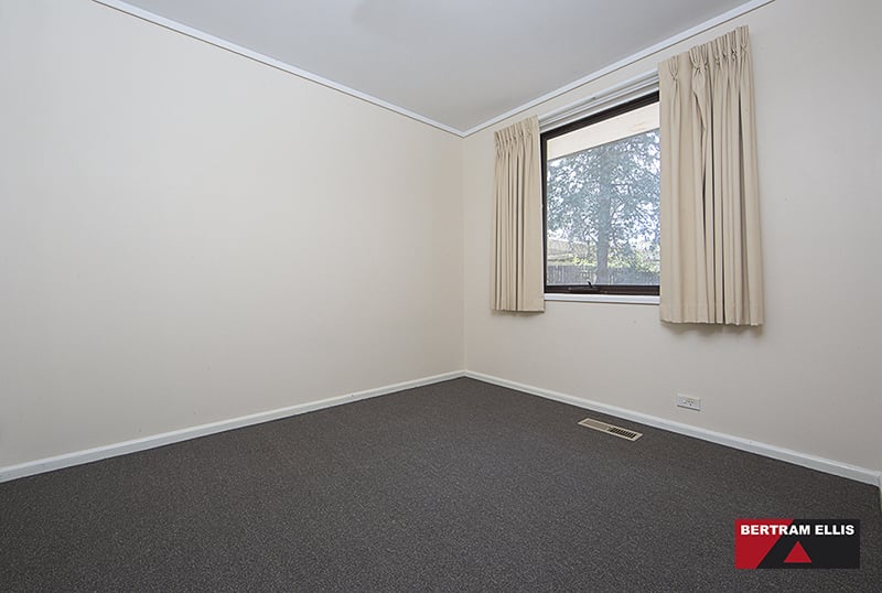 24 McConnel Crescent, Kambah - Thumbnail 7