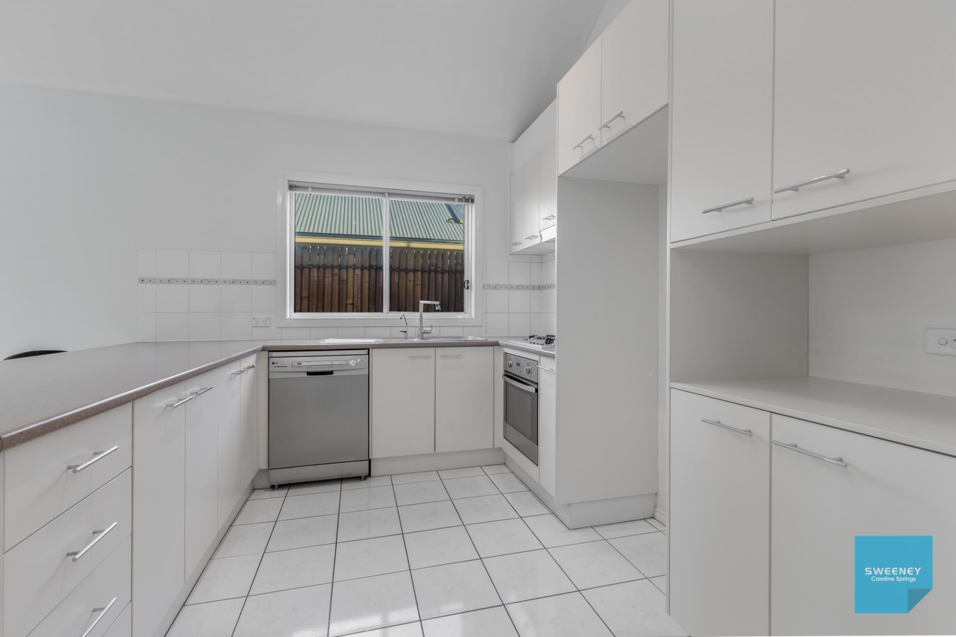 45 Holland Way, Caroline Springs - Thumbnail 4