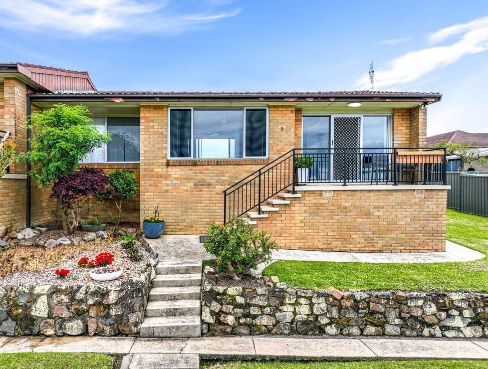 Real Estate For Lease 1/4a Lees Street Charlestown , NSW