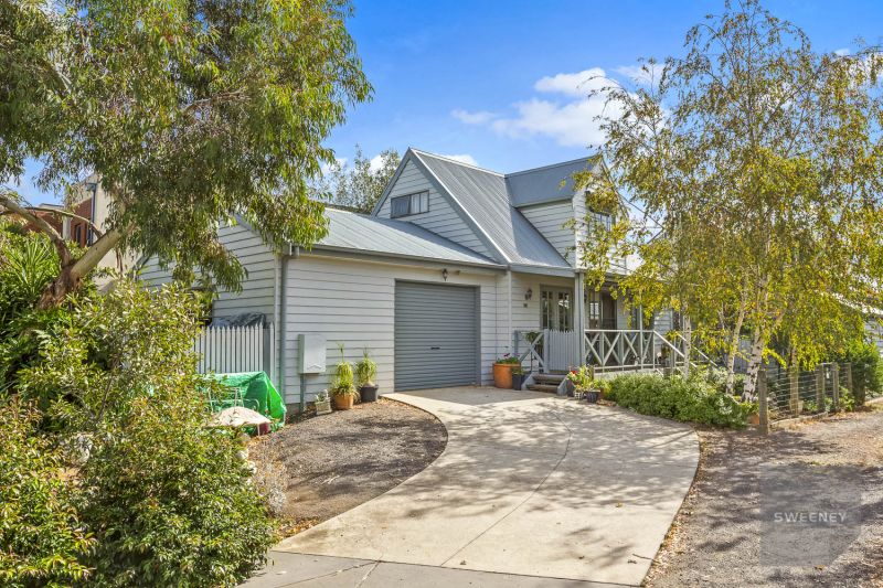 1A Rivergum Place, Bacchus Marsh - Thumbnail 2