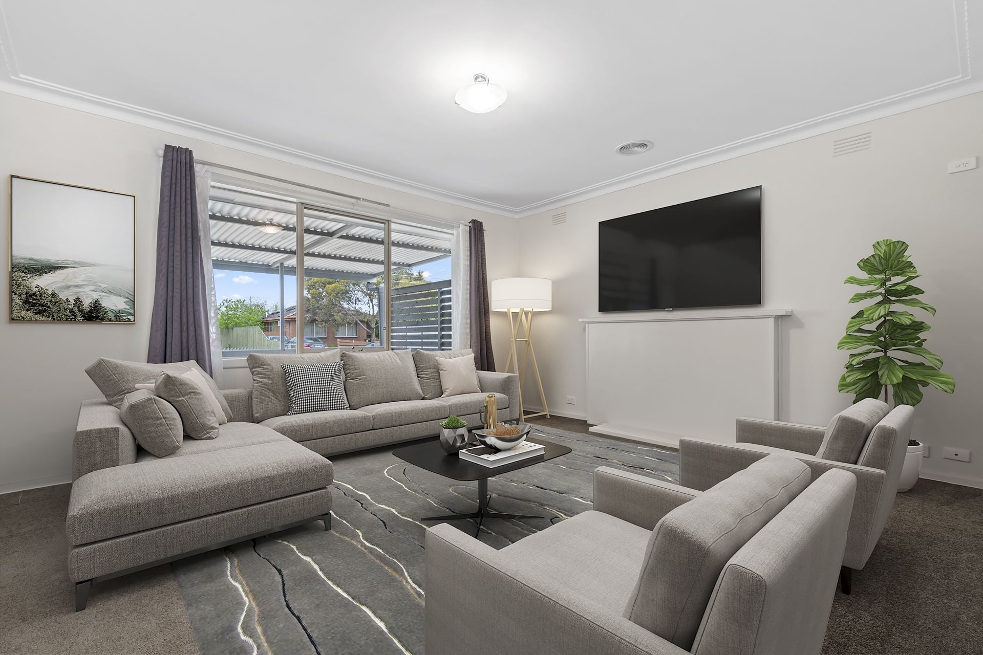 AFFORDABLE START - WALK TO THE TRAIN