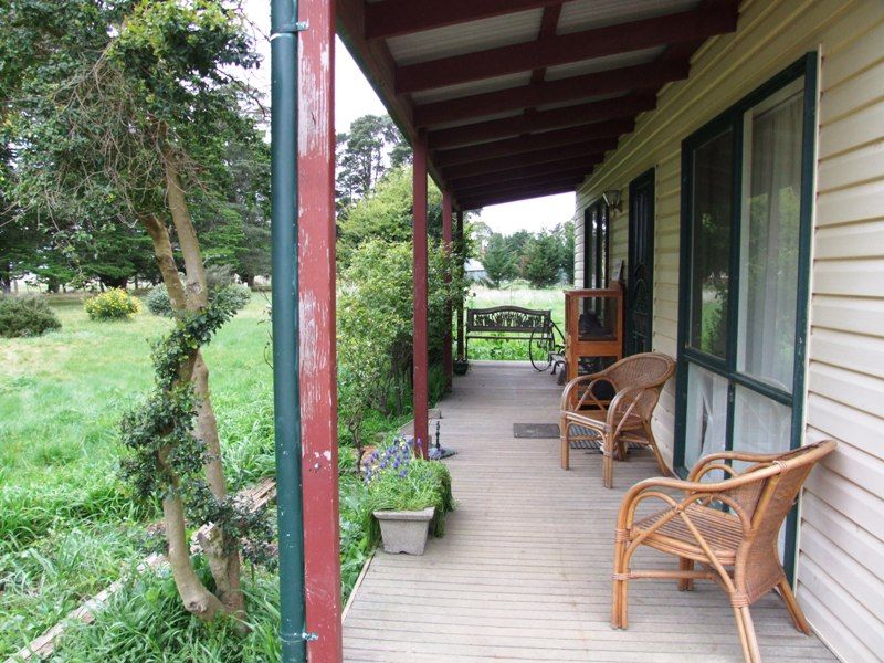 31 Pykes Creek Road, Myrniong - Thumbnail 5