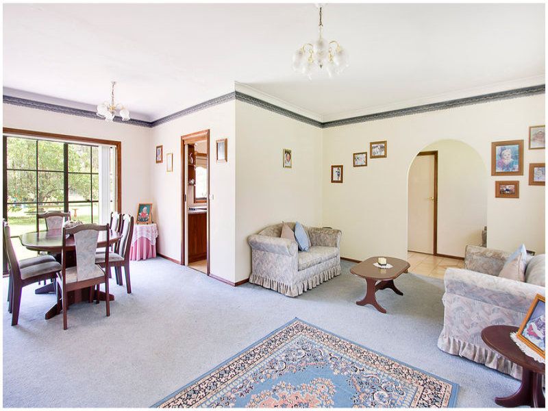 12 Fourth Avenue, Llandilo - Thumbnail 6