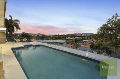 25 Gilbert Crescent, Castle Hill