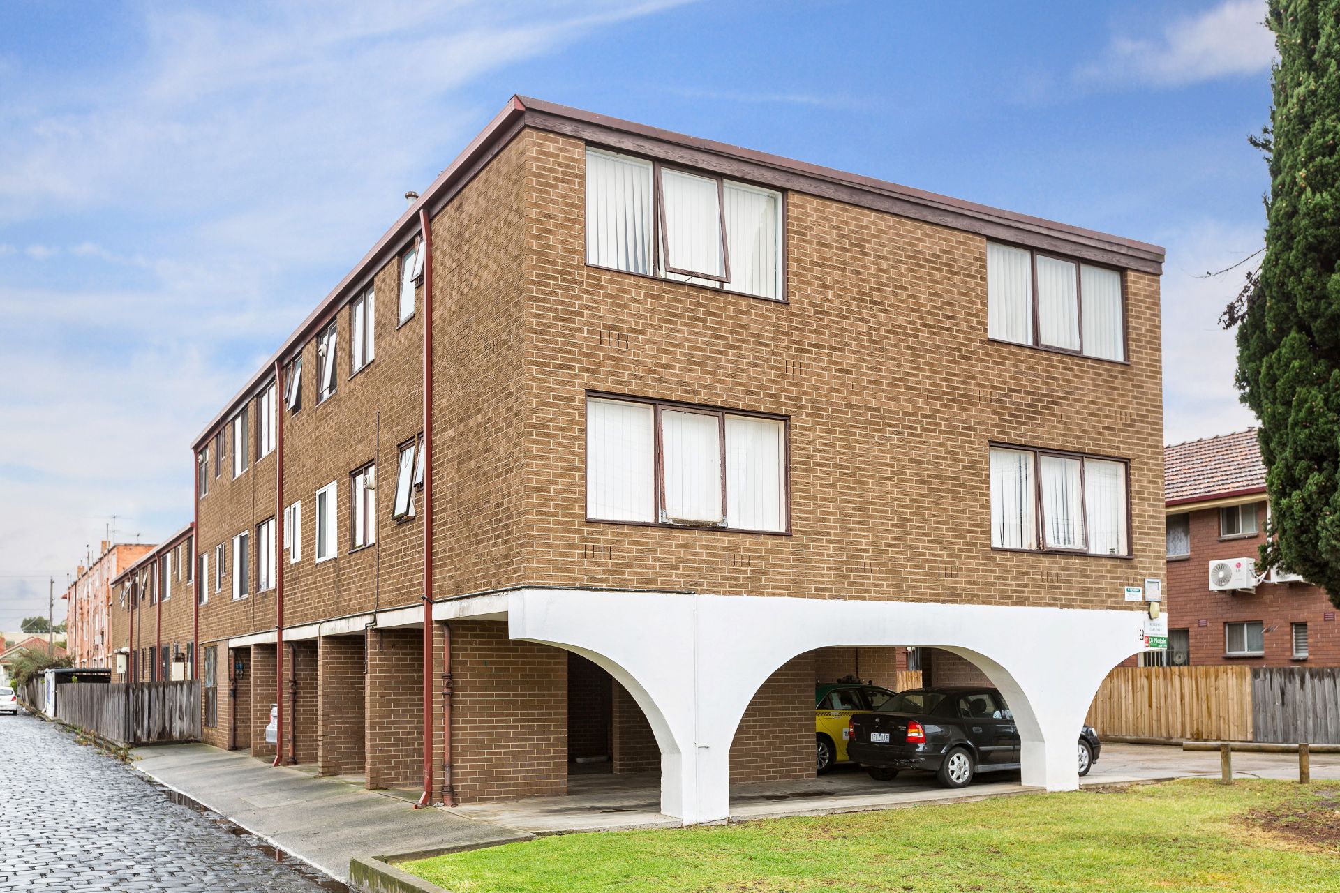 6/19 Empire Street, Footscray - Thumbnail 2