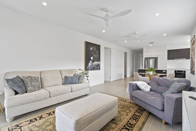 216 Tide Avenue, Maroochydore