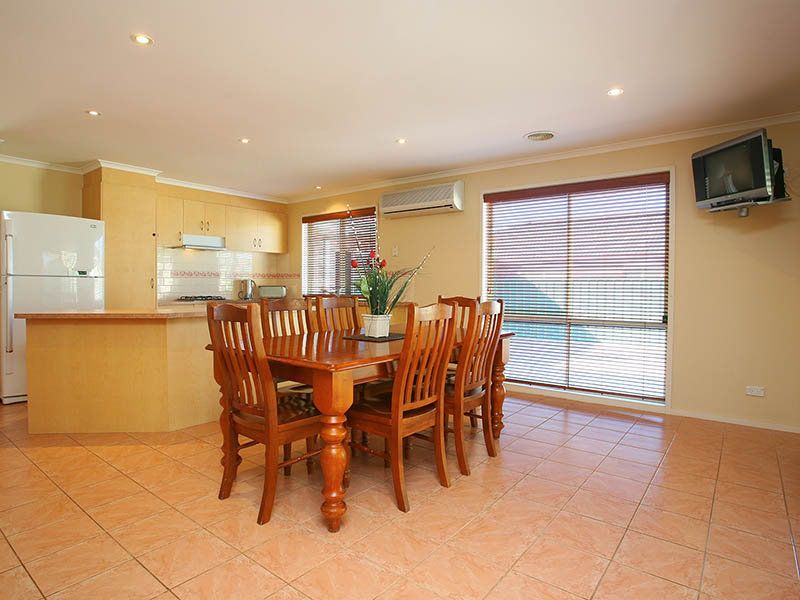 24 Perkins Grove, Burnside - Thumbnail 5