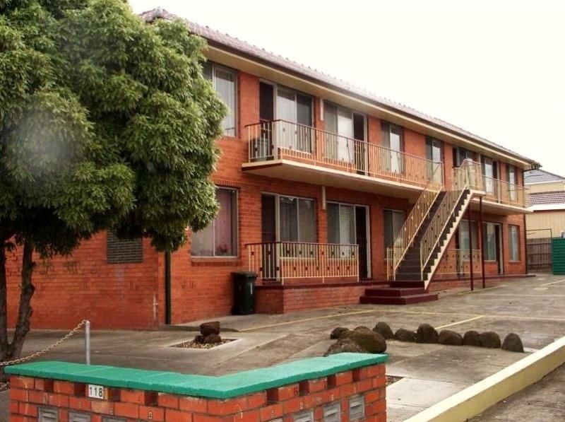 4/118 Gower Street, Preston
