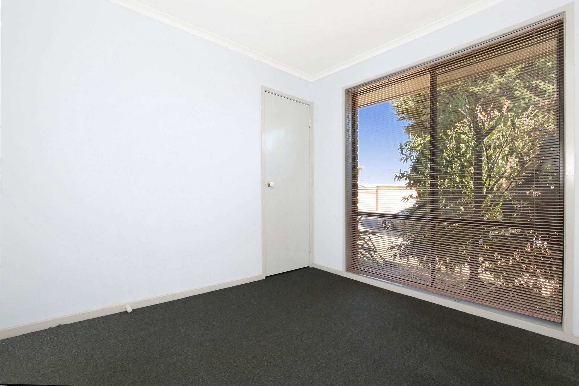PRIME LOCATION   *Insp Sat 16th Mar @ 11:20am*