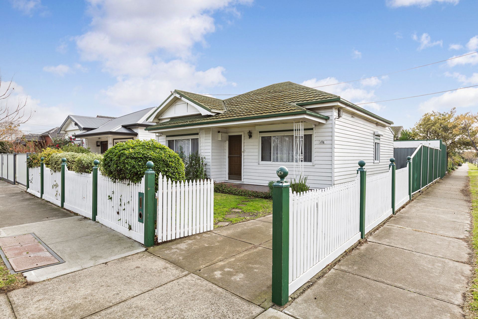 116 Essex Street, West Footscray Sweeney Estate Agents